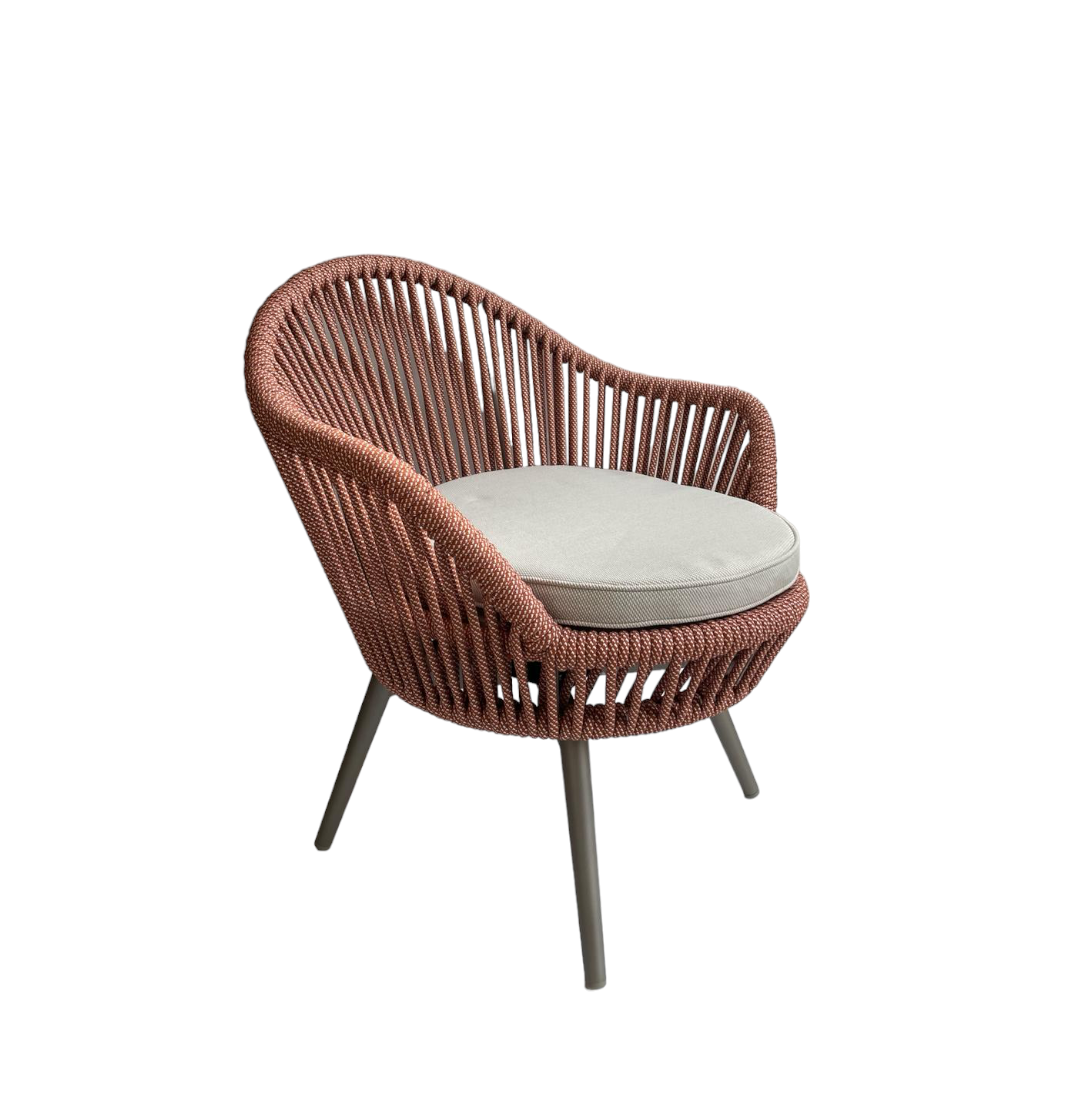 Linden Lounge Chair