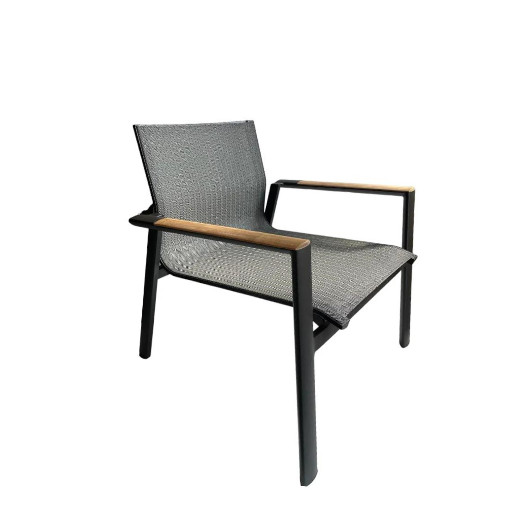 Mari Lounge Chair