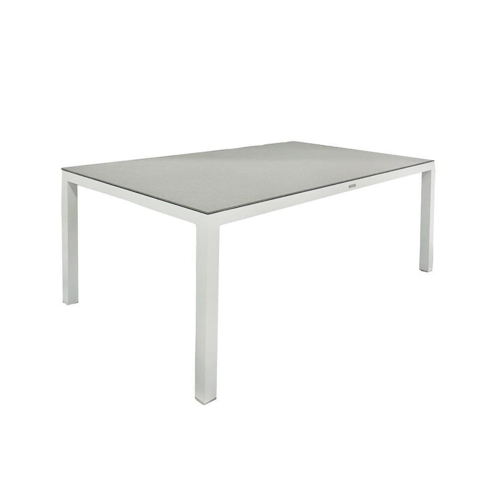 Uno Dining Table